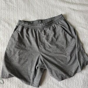 Men’s lululemon 7’’ Grey Athletic Shorts